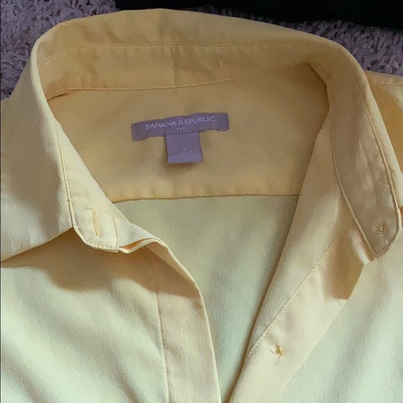 Sunshine yellow sleeveless button up blouse - Picture 2 of 2